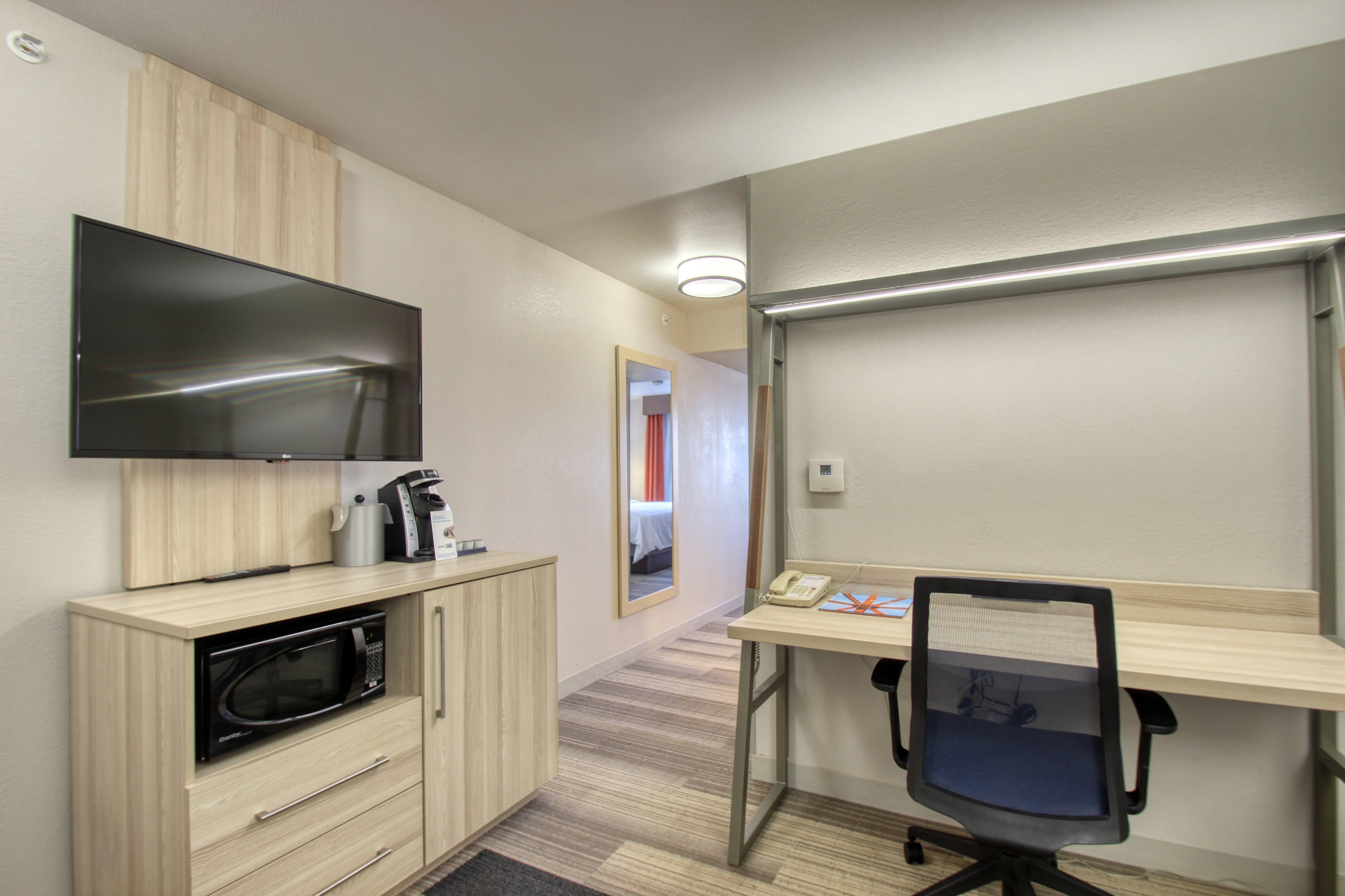 Holiday Inn Express Hotel & Suites Milwaukee Airport By Ihg Экстерьер фото