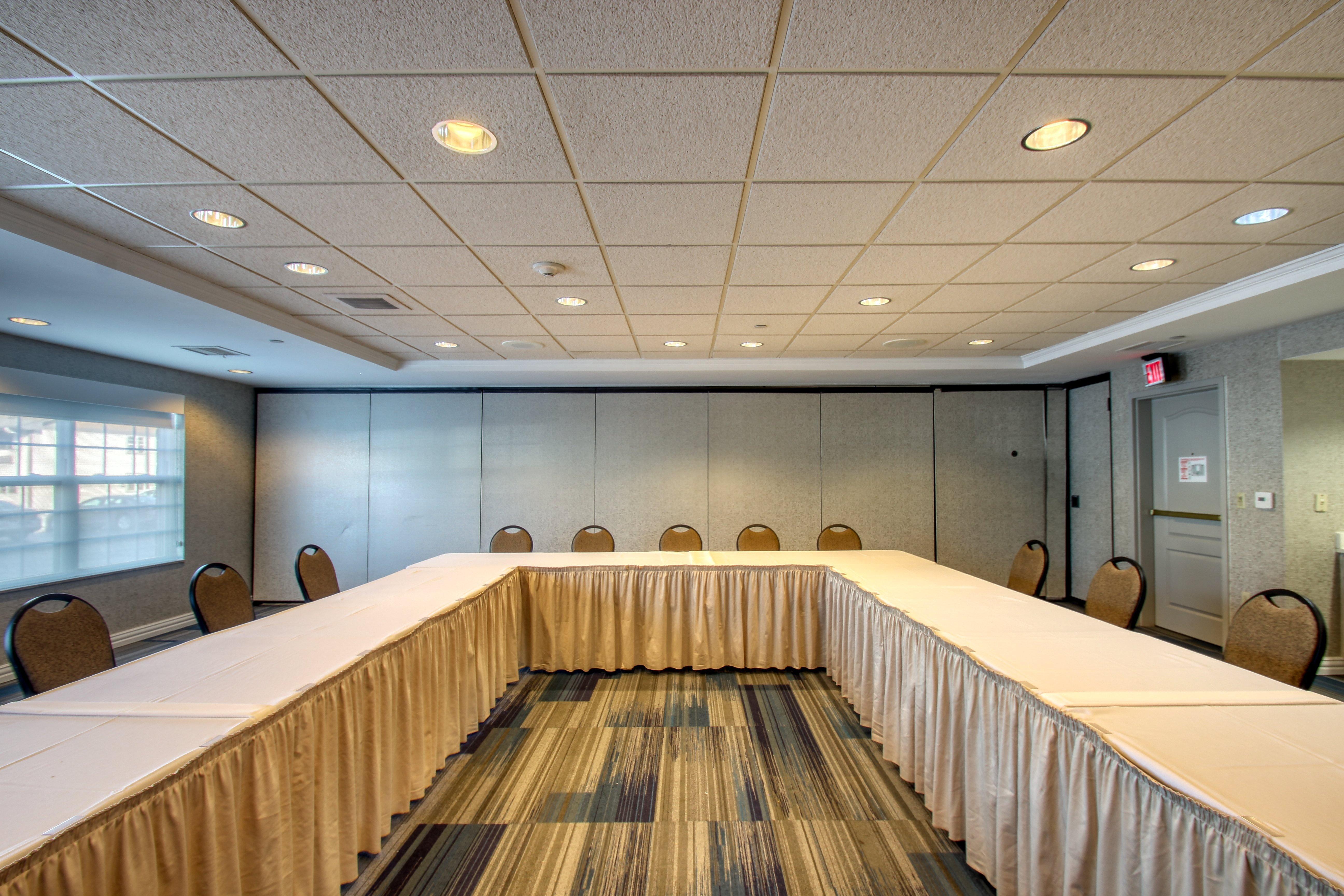 Holiday Inn Express Hotel & Suites Milwaukee Airport By Ihg Экстерьер фото