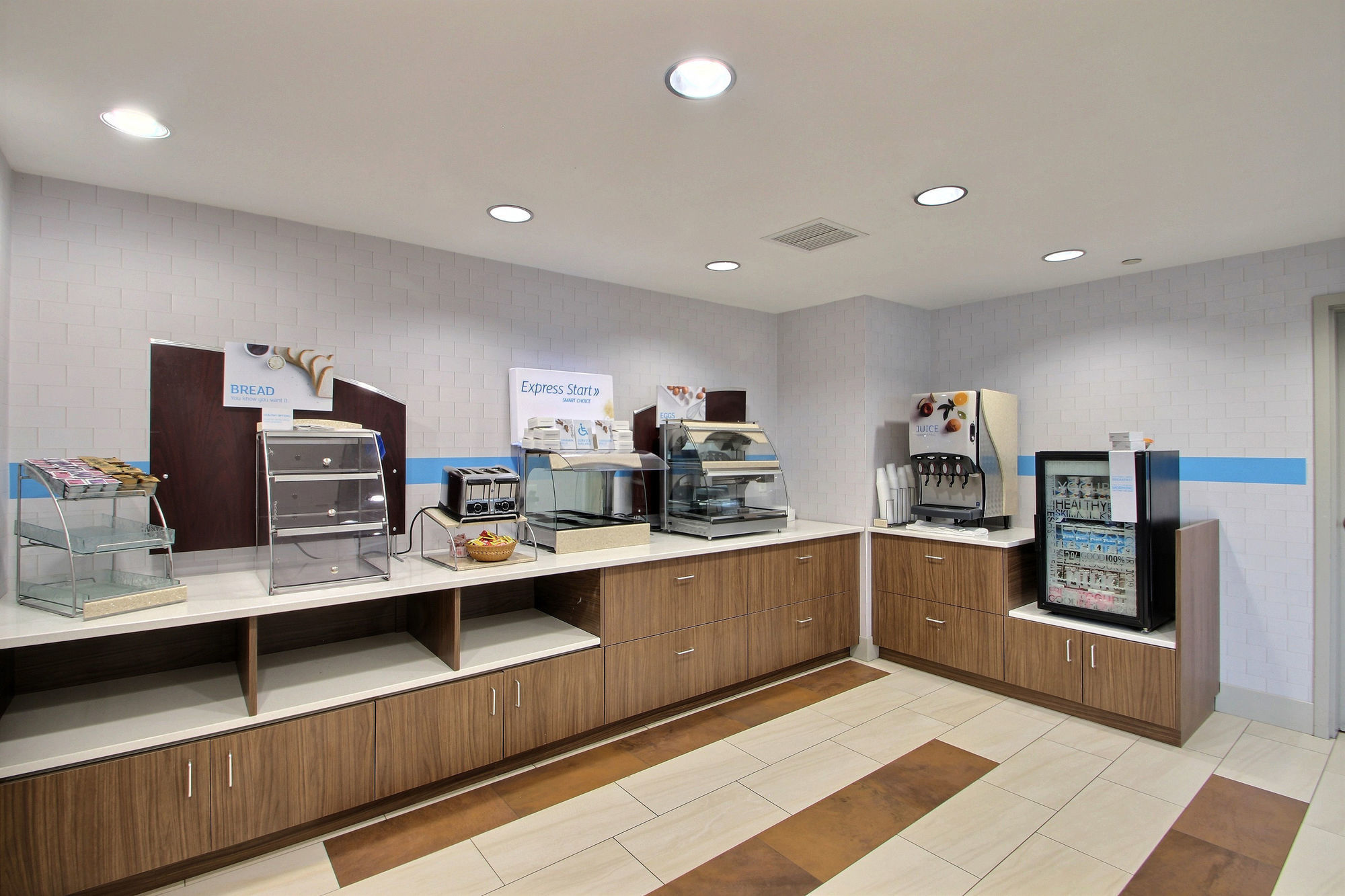 Holiday Inn Express Hotel & Suites Milwaukee Airport By Ihg Экстерьер фото